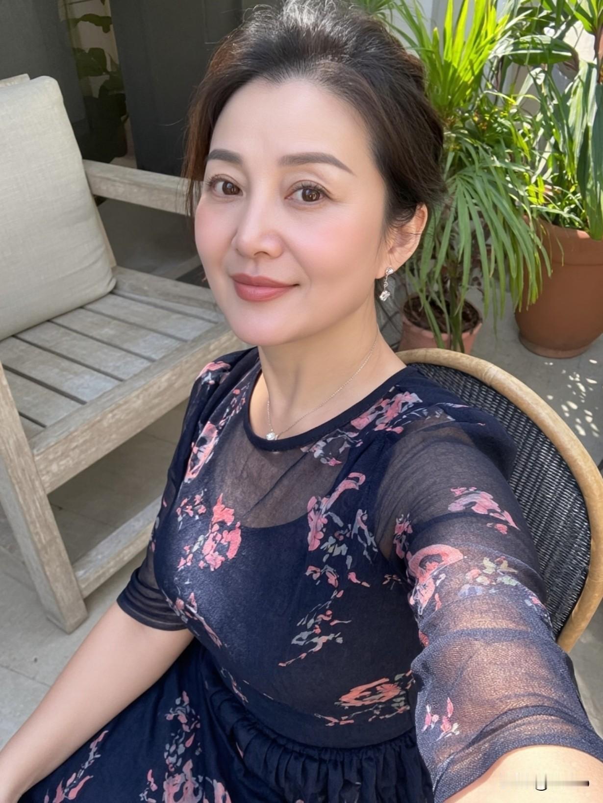 娘在，家就在，人到中年，才算真正读懂这句话
年轻的时候，我一直以为，有房子，有家