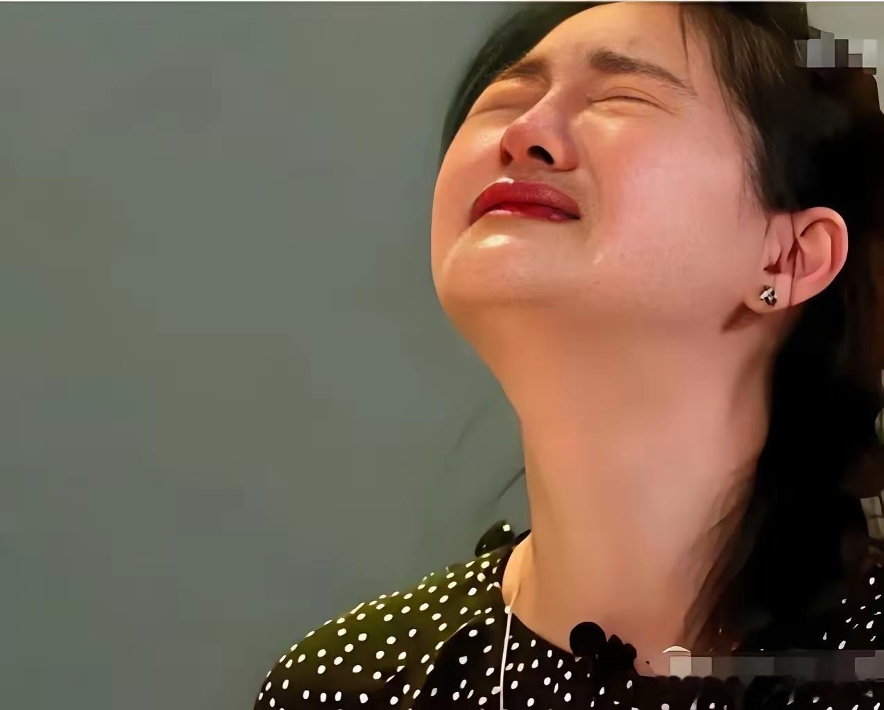 心疼大s，张兰突然晒出大s出轨“证据”！这下闹大了！然后被网友狂吐槽！这些所谓证