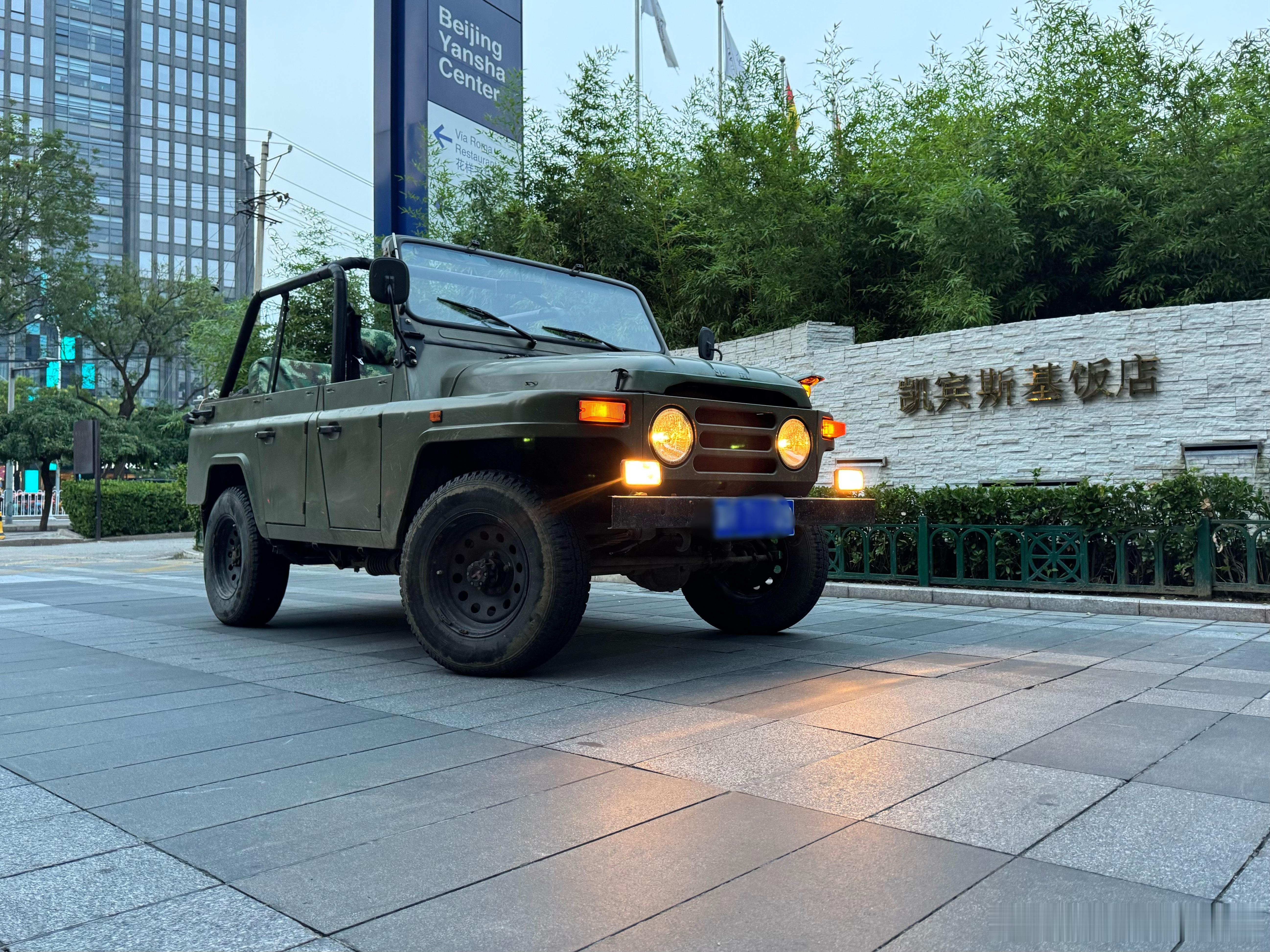 今天晚上理想i8发布会，我准备开212去。[doge]凯文聊车 ​​​