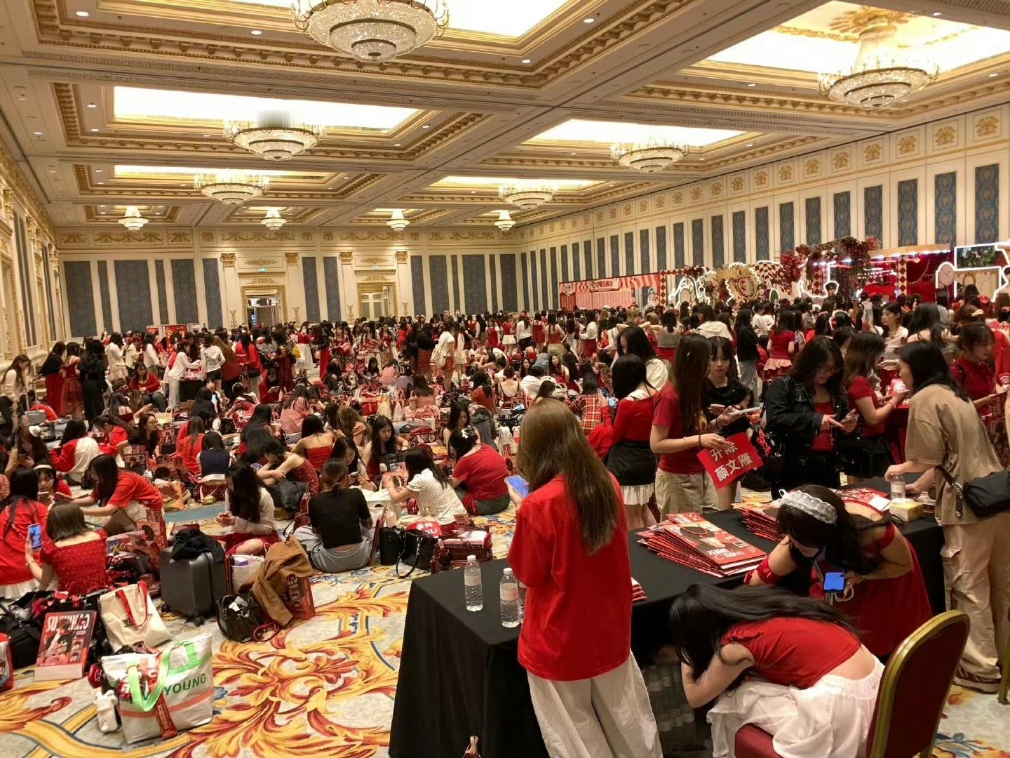 苏新皓1000平包店人气 澳门演唱会苏新皓1000平包店人流量，太火了 