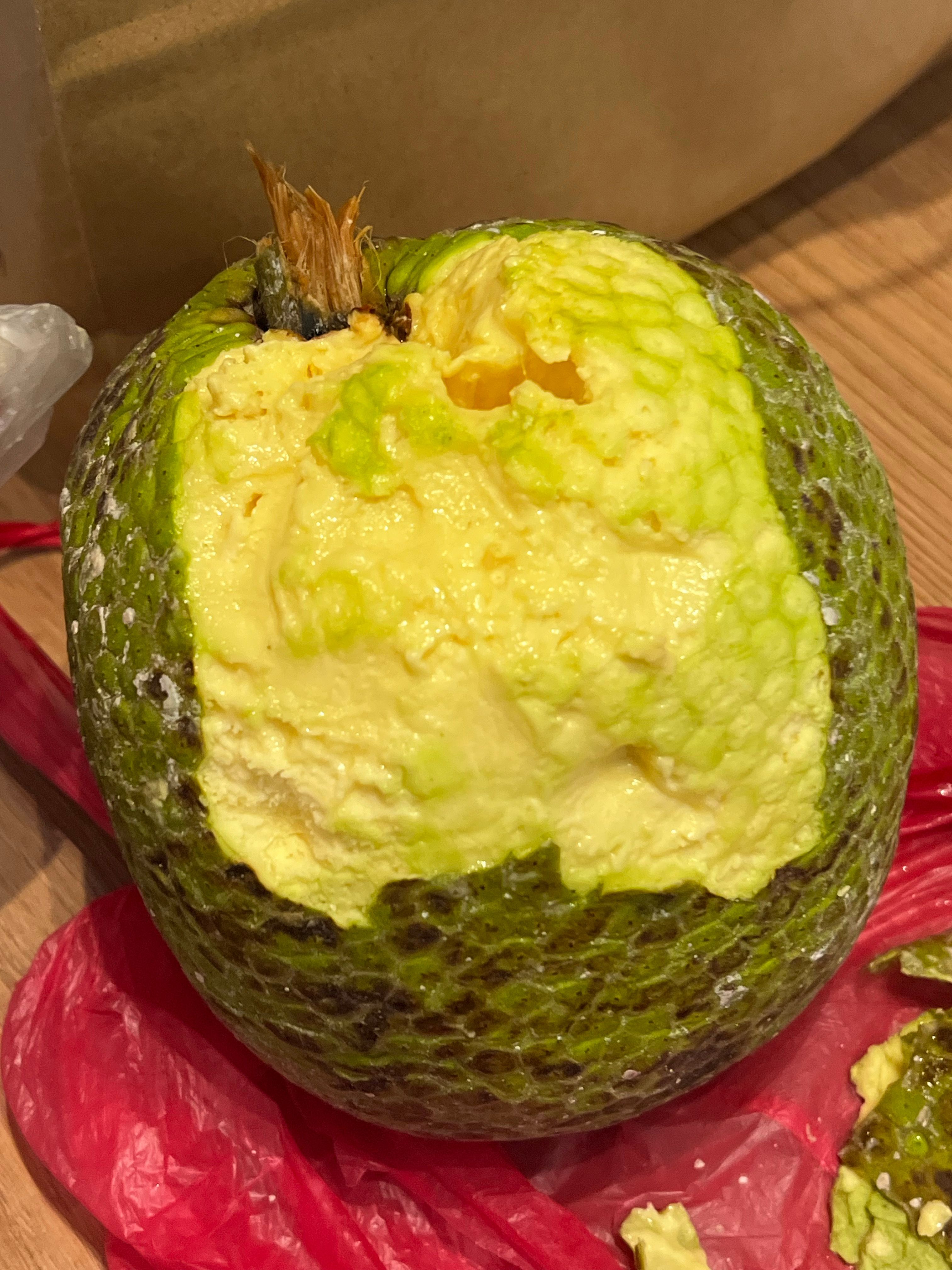 Borenos 炸鸡真比jollibee好吃！！网上刷到好几次的面包果（买了生的