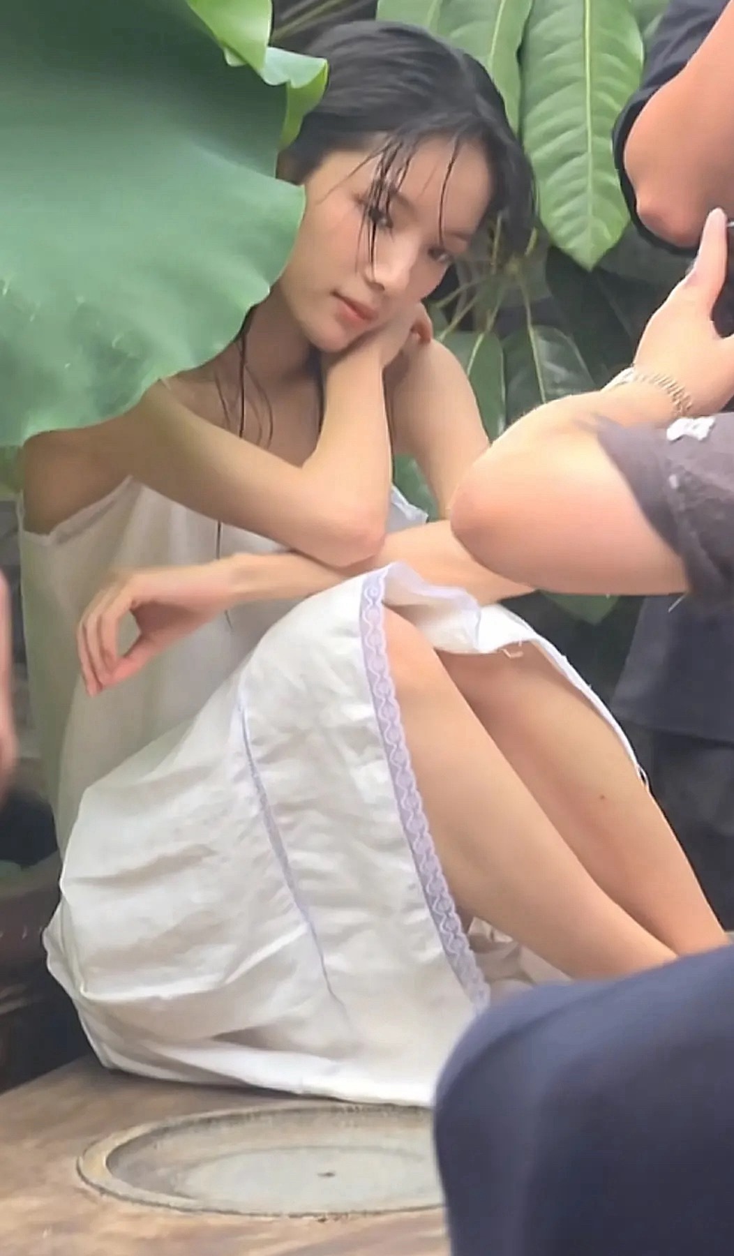李思潼芭莎电影杂志路透 
