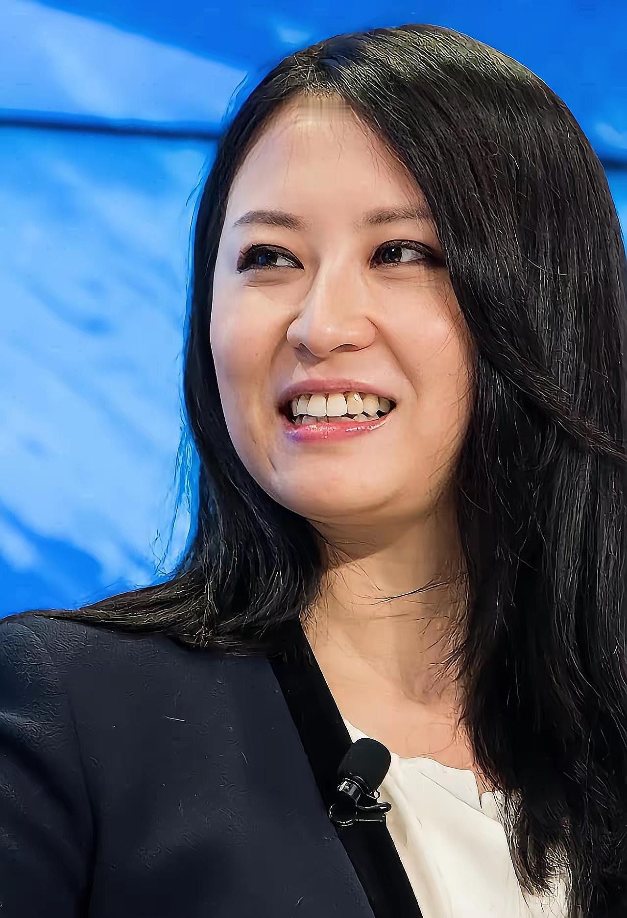 最近金刻羽很火，大家都在吃她的瓜。本来懒得理她，实在看不惯她明明是在外面靠出卖自