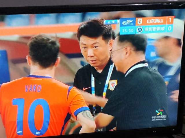 会武功的足球小子孟新艺对抗体能充足，为依木兰陈泽仕的启示？