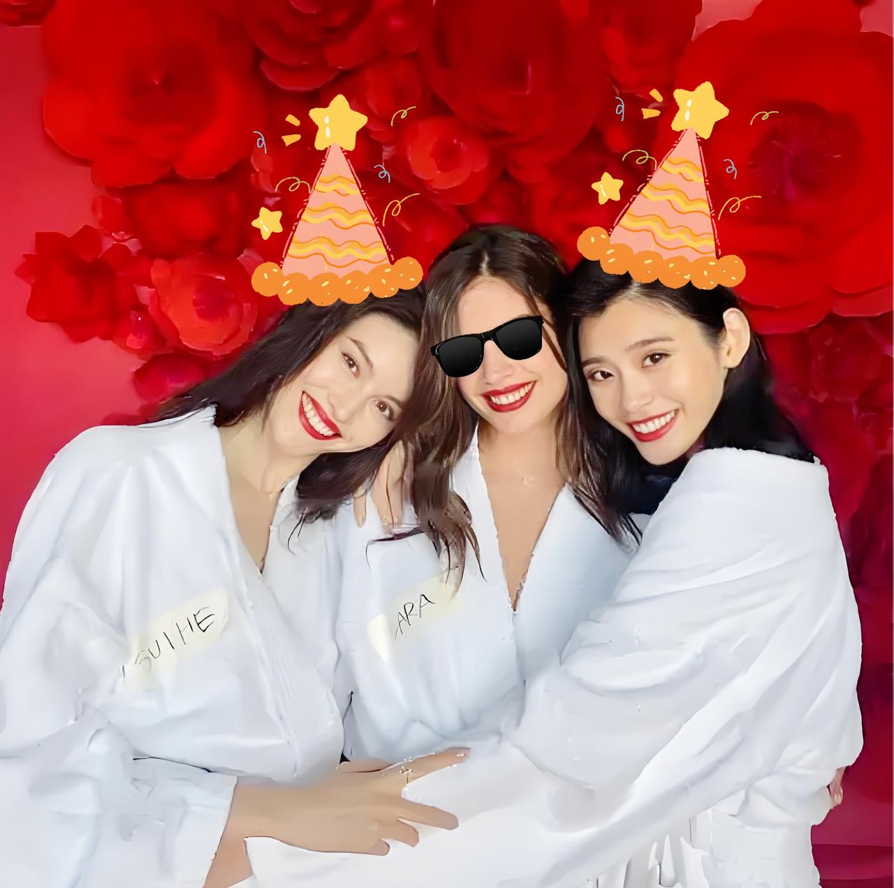 就在刚刚


陈伟霆官宣当爸


网友纷纷调侃陈伟霆怎么娶了何猷君
的老婆？是陈