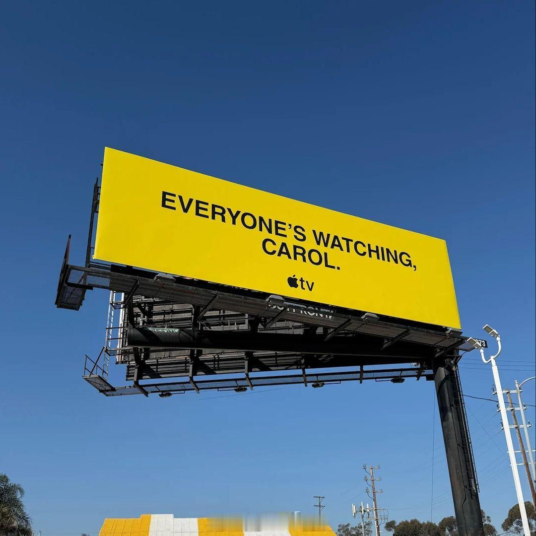 Apple TV投放新广告牌来庆祝“Pluribus”超过“Severance”