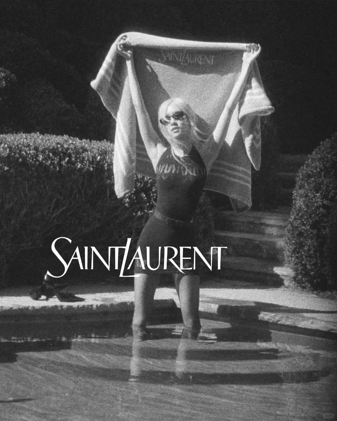 ROSÉ X SAINT LAURENT右岸店夏日系列广告