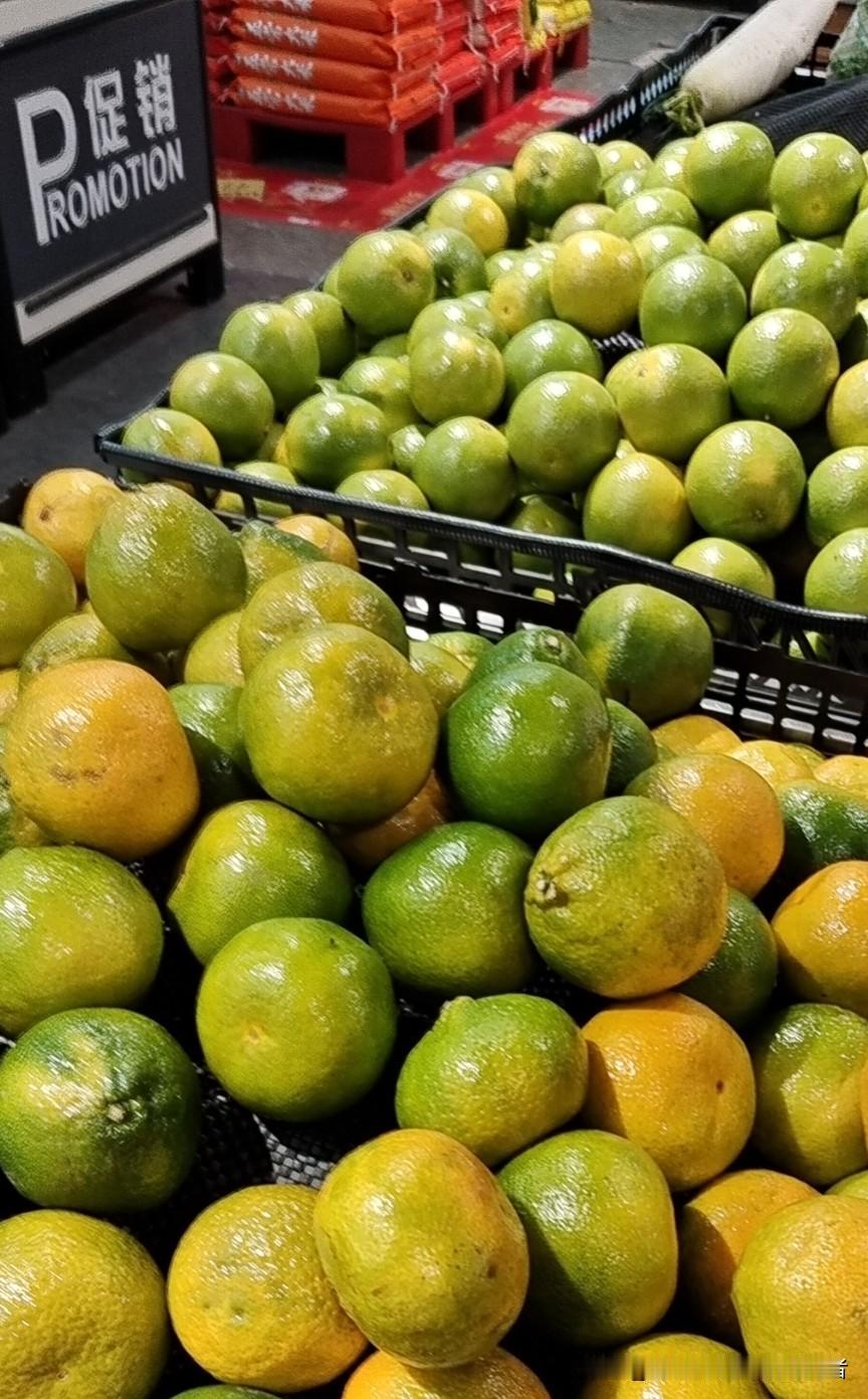 人生重要的不是非得冲到多高、赚多少，而是踏踏实实地过日子，接住那些小美好。
 