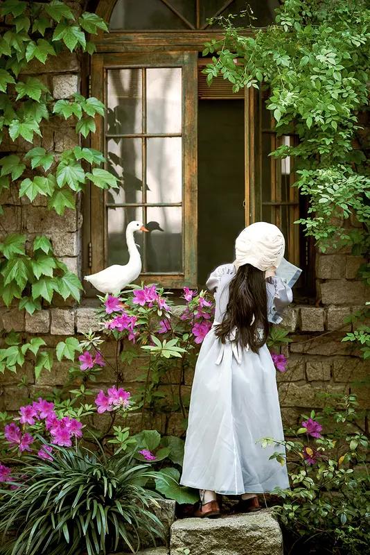 近日，30岁的蒋先生和继母那关系，就像火星撞地球，长期紧张得很。他担心未来房产继