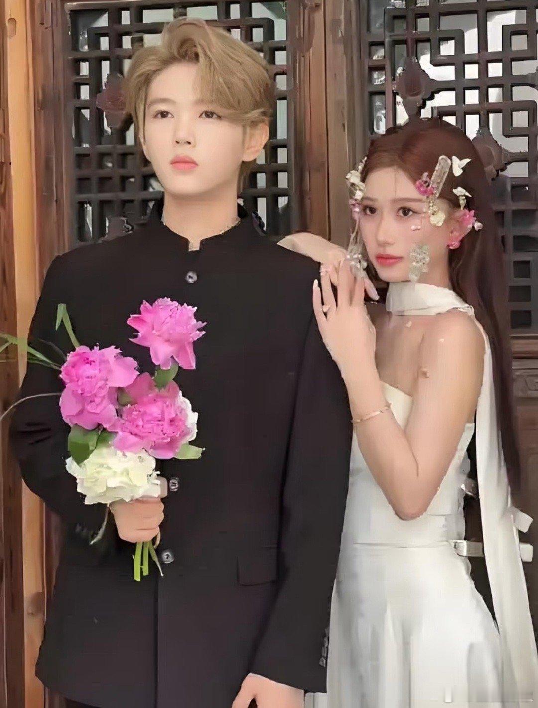 曝鹿哈老婆怀孕鹿哈也算是人生圆满了，从模仿鹿晗开始发家致富，结果鹿晗和关晓彤的爱