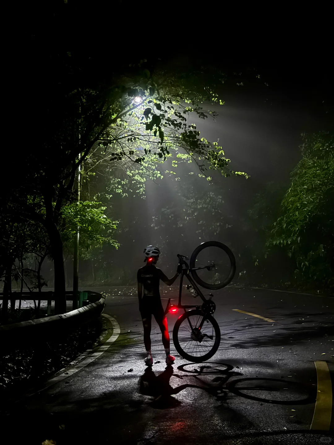 早c晚c的人先亨受夏天｜🚴🏾‍♀️夜骑放坡ing