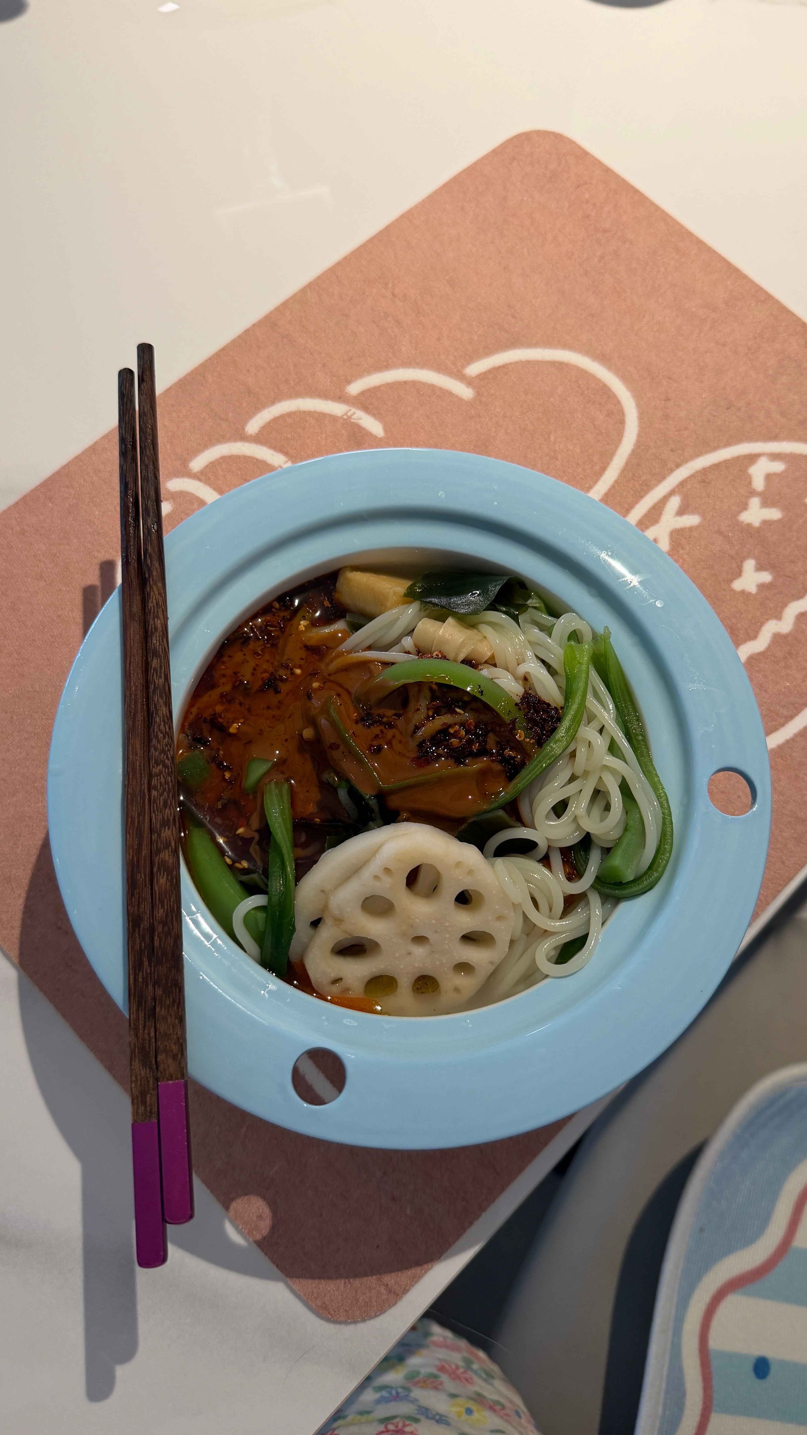 没想到已经连吃一周面条了[干饭人]明天的午饭也定好了探饱饱牛筋面[手指比心] ​