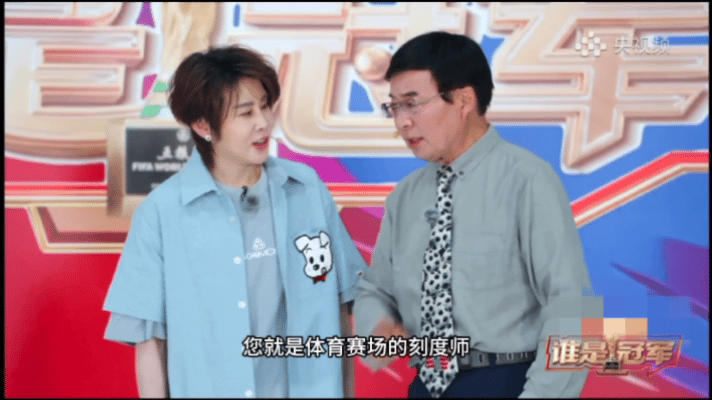 王濛拉票像放狠话王濛世女一的底气 王濛的胜负欲从来不是装的，赛场上如此，综艺里也