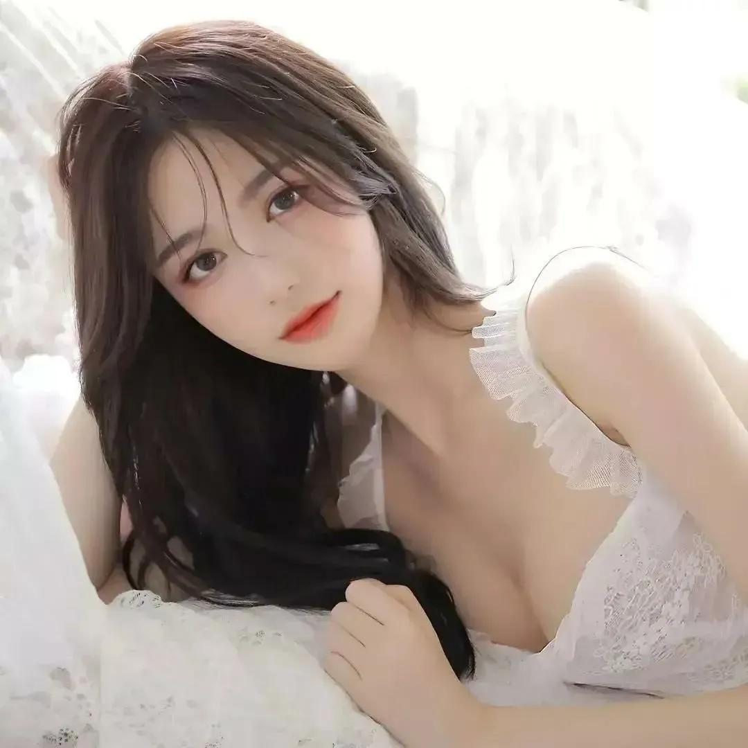 仙女下凡，温柔至极小仙女 宛如仙子下凡 仙女 宛若仙子下凡 人间仙女风景 绝色仙