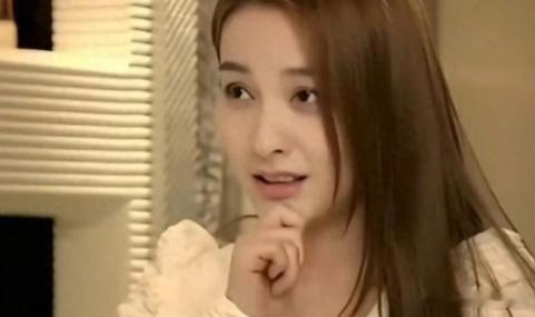 离开了快乐大本营的吴昕，已经到了一个新高度，打破花瓶美人偏见 ​​​