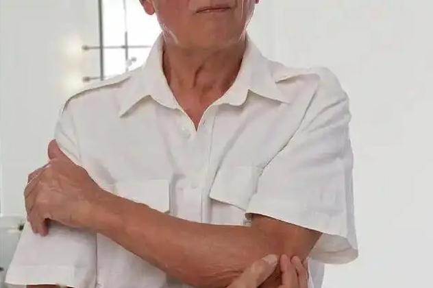 长不长寿看胳膊就知道？医生直言：寿命长的人，胳膊会有这些特征

胳膊这玩意儿，谁