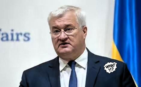 乌克兰突然放出一个消息直接震惊不少人，乌克兰内阁正式宣布，一口气终止和俄罗斯、白