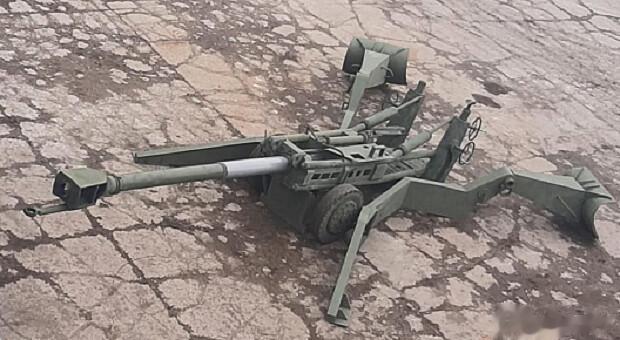 #乌克兰# 最大的采矿和钢铁制造集团Metinvest制造的火炮和雷达诱饵，已经