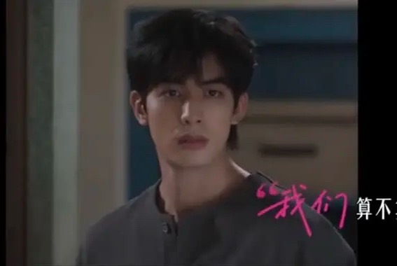 夏威夷发腮女孩和嗦腮男孩很配啊 