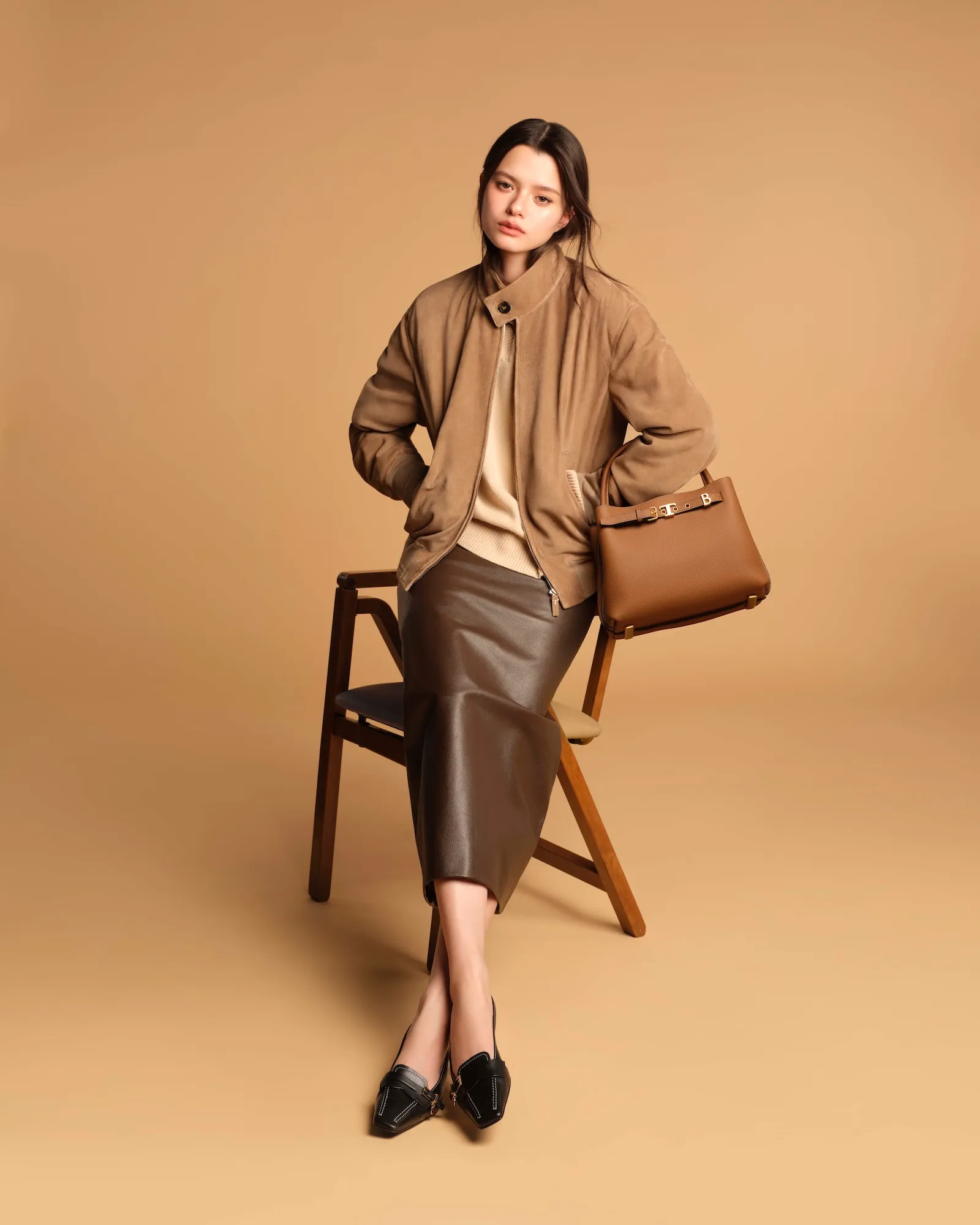 WWD快讯：意大利品牌TOD‘S签下泰星Becky Armstrong 为新任 