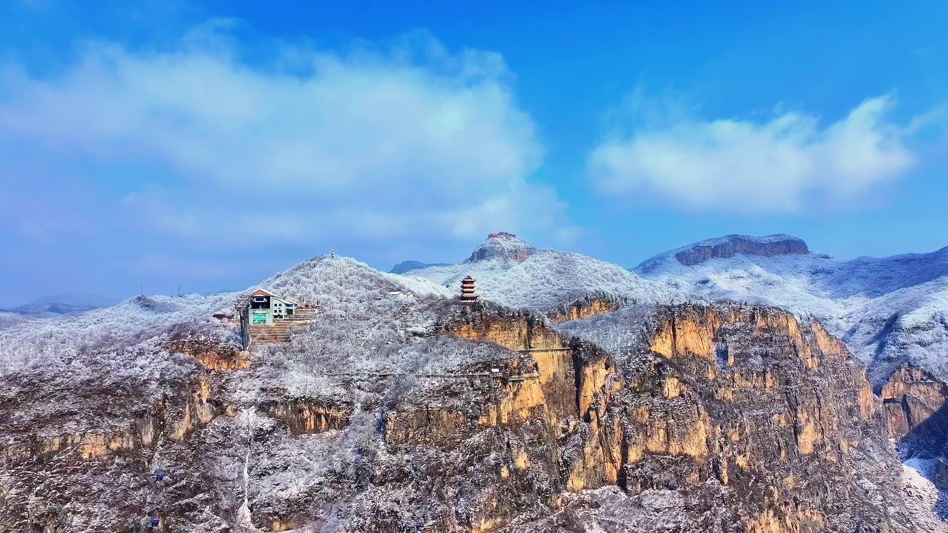 #阿山播天气# 2月24日，云台山 阴 -4/2℃请宝贝们出门注意行车安全，穿的