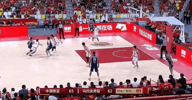 我今天对庞峥麟的防守比较意外和满意，他全场基本没有失位，打得并不冒失和冲动，起码