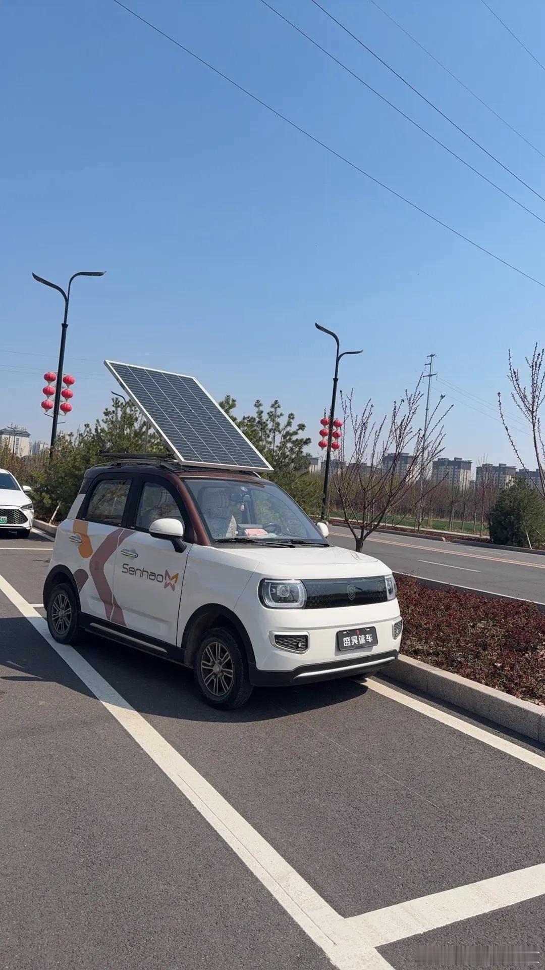 胖哥汽车频道 这小车电池多大？这么充能管多大用？大V聊车 我和汽车的日常