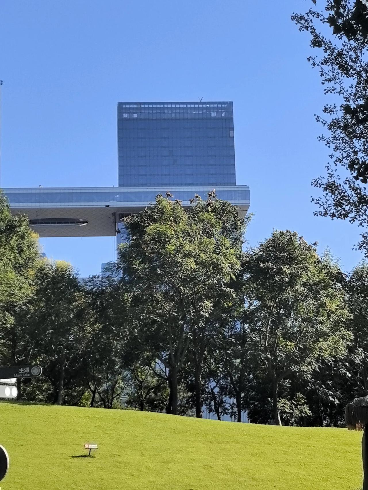 普京去美国会面，安全会不会有问题？这次在特朗普和普京会面之前，关于地点的选择，一
