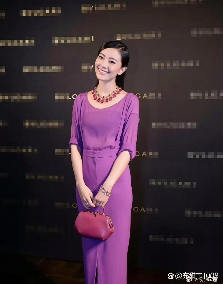 高圆圆啥情况，感觉医美了，怎么都不像她了 