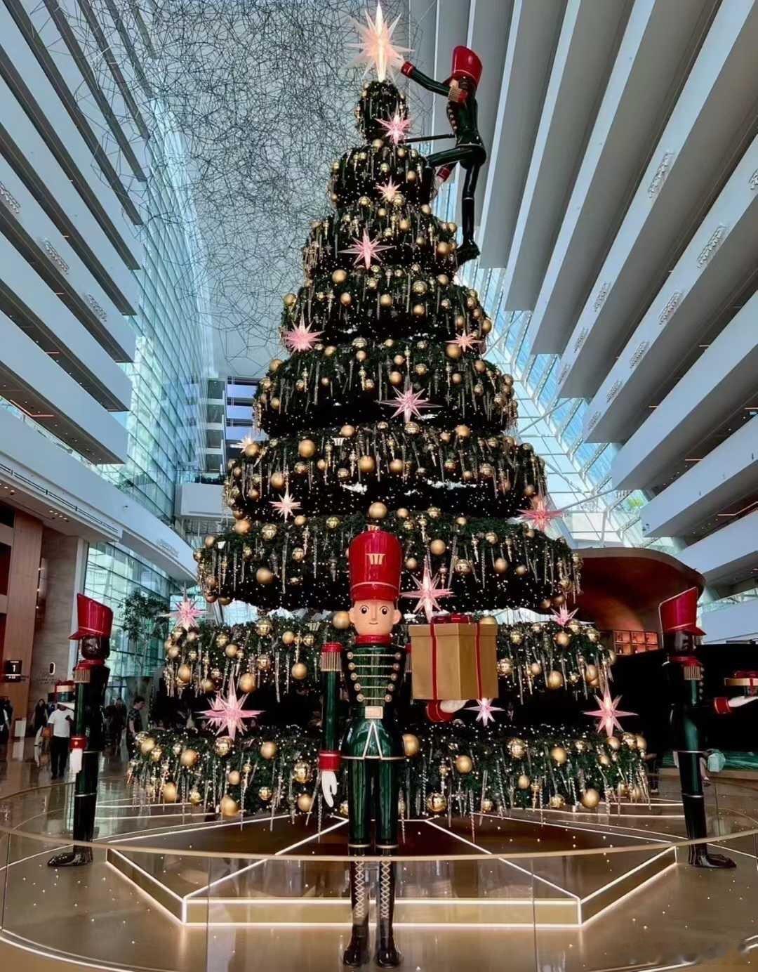 今天圣诞假期休市圣诞🎄快乐 