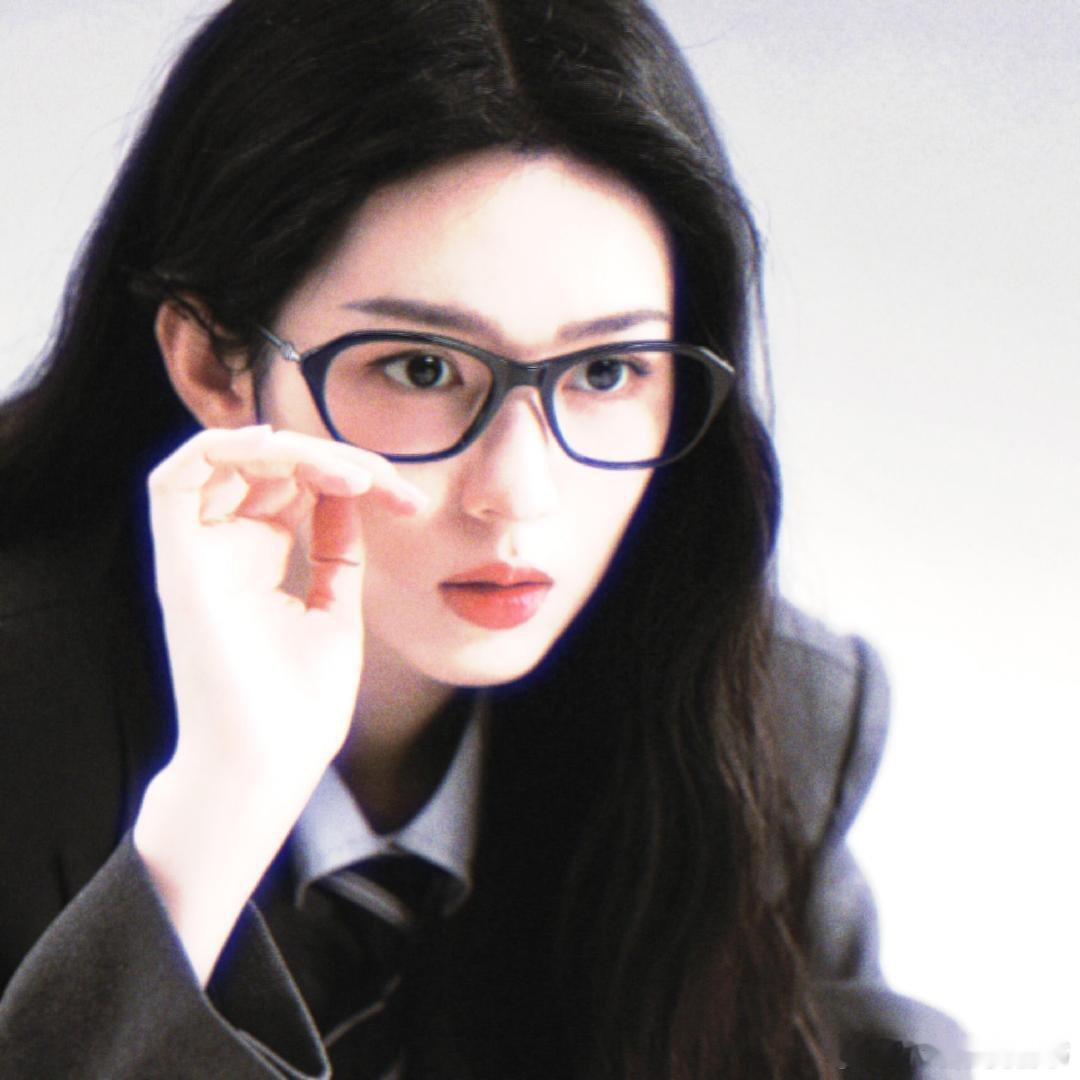 #甜宠文[超话]#                           迷津蝴蝶