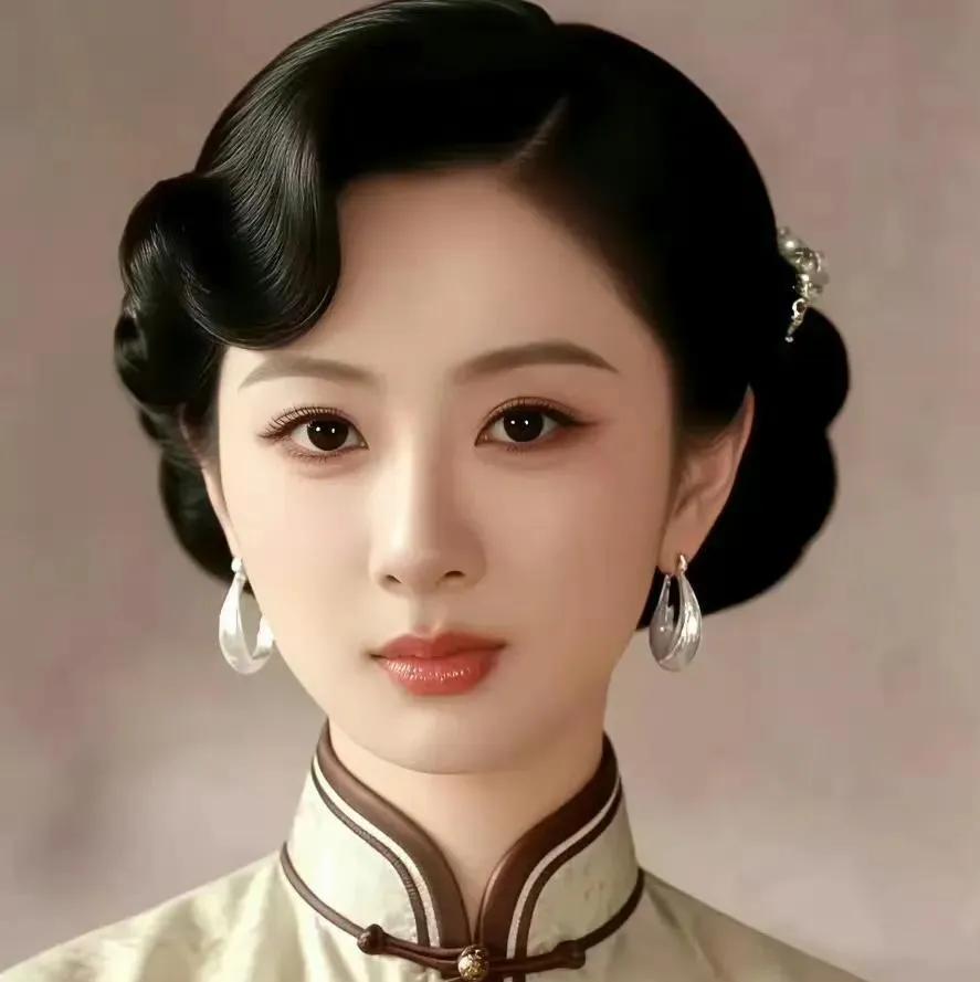 图1大家觉得是哪个艺人？有点像景甜，但是没有景甜甜美，也有点像赵丽颖，但是赵丽颖