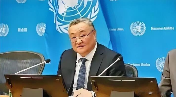 中国代表傅聪大使在记者会上说：“美国是第一，但他们没出钱，所以中国实际上已经成为