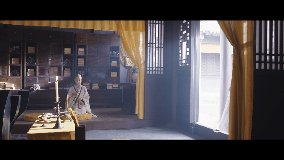 他用一世骂名护她一生周全追《御赐小仵作2》慈光寺这段，眼泪就没停过！神观法师背着