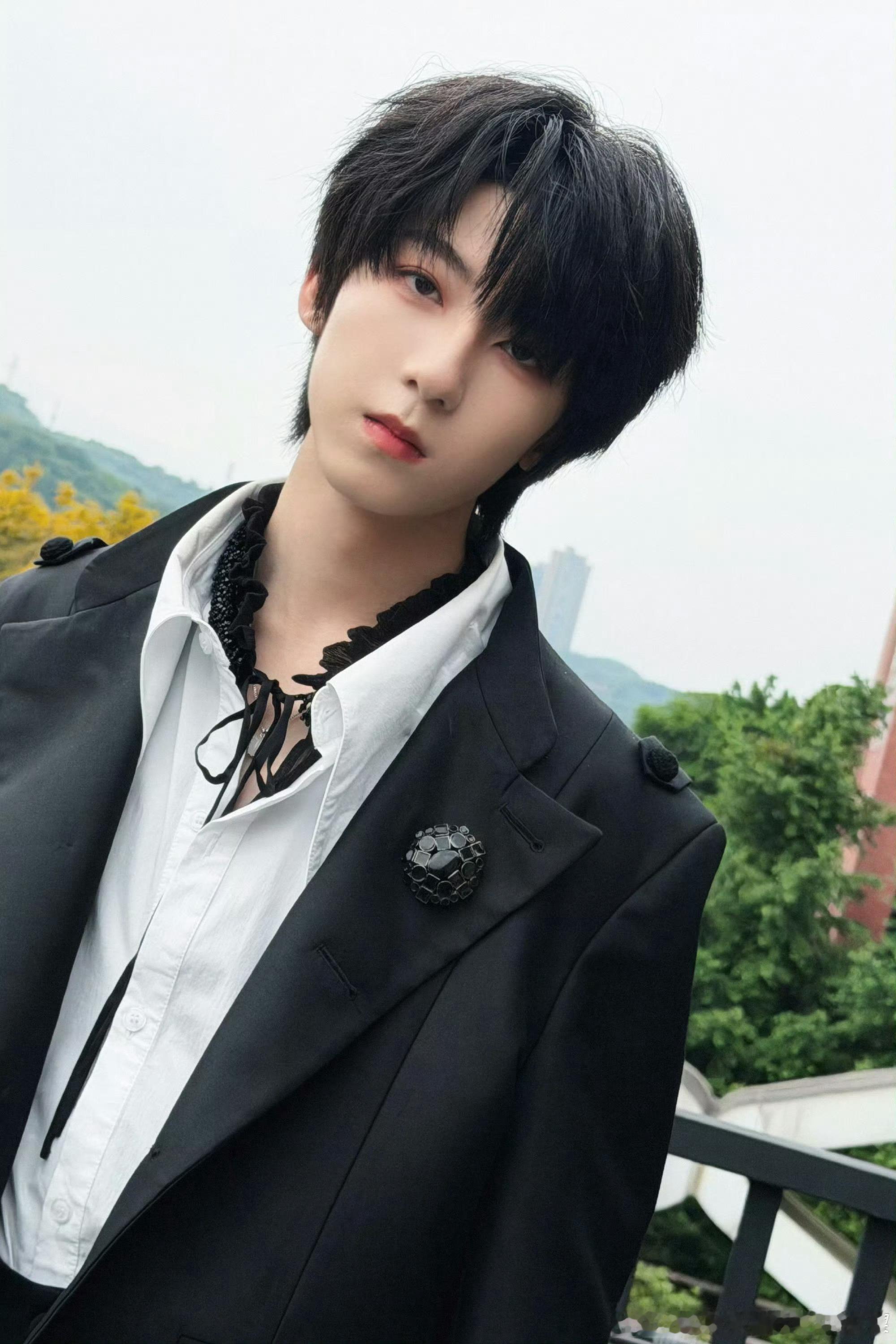 杨博文主题策划杨博文主策划生日周边 杨博文主题策划，这个小羊也太优秀了，生日快乐