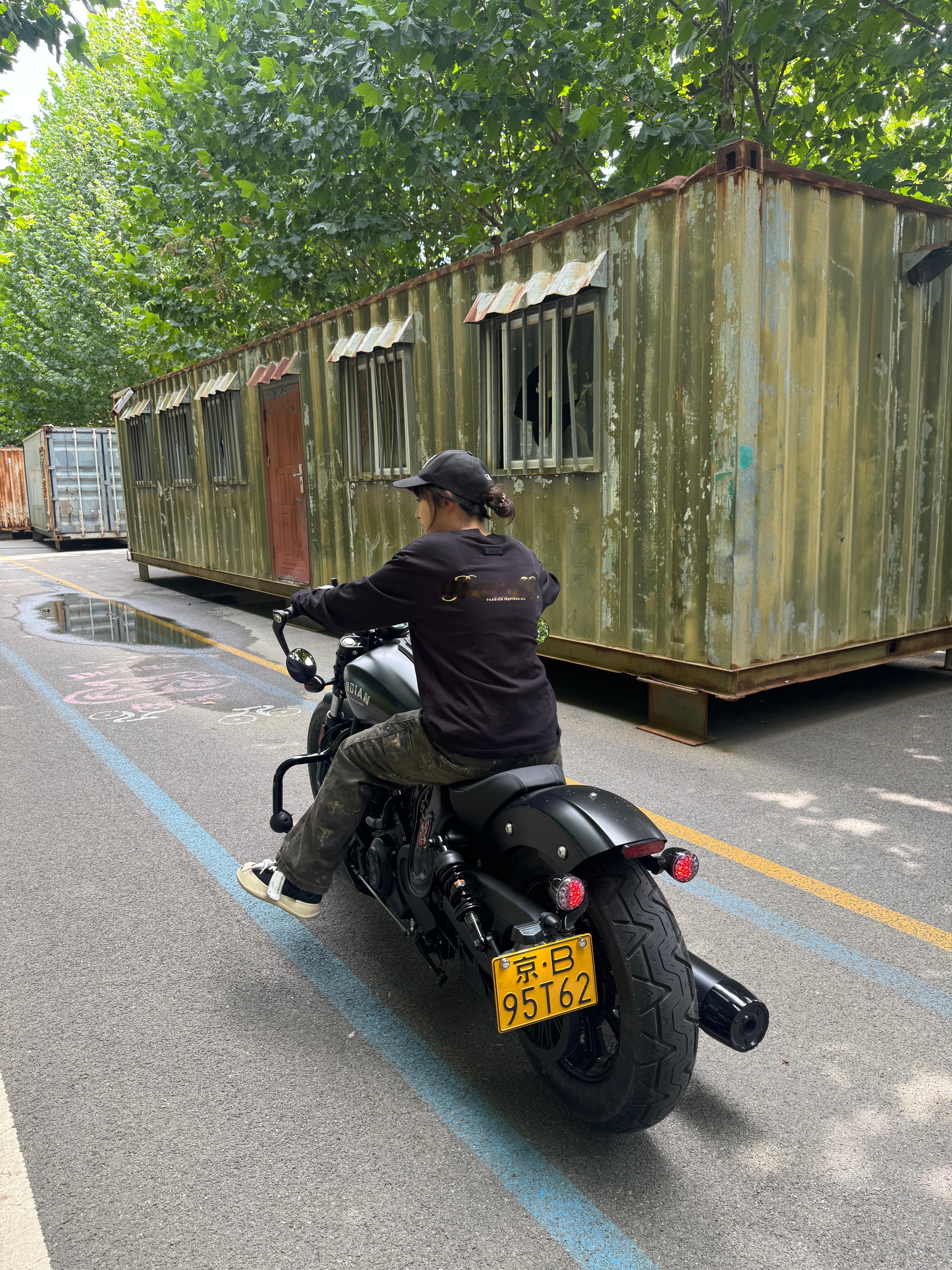 公司女后期老师换了个印第安侦察兵种草了说年底必须把CM300换成这个[允悲]另一