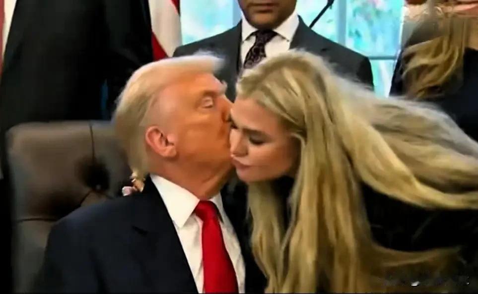 艾丽卡·柯克代表TPUSA及TP Action宣布，该组织将通过一项公司赞助的“