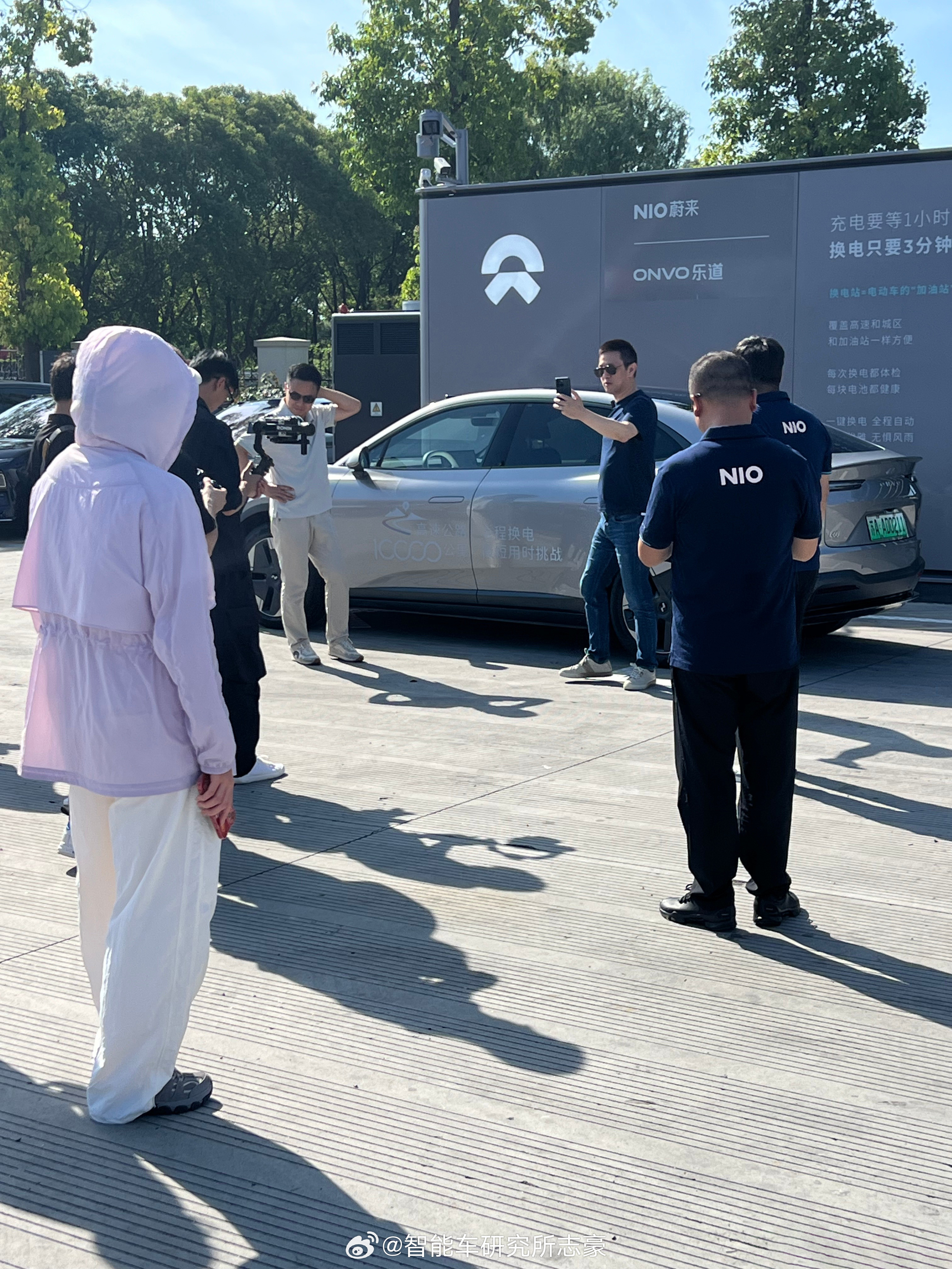 蔚来CEO李斌将用乐道 L60挑战10000公里高速换电自驾最短用时。连斌哥都来