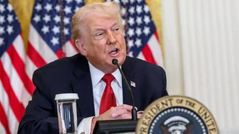 脸面都不要了！特朗普发文说：“这个世界最不需要的，就是让中国吞并加拿大。这事绝不