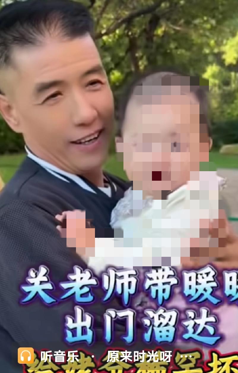 这个王亮二姨夫谁就是有点小肠鸡肚。你跟个孩子一般见识干嘛，王亮说小二是你的种，他