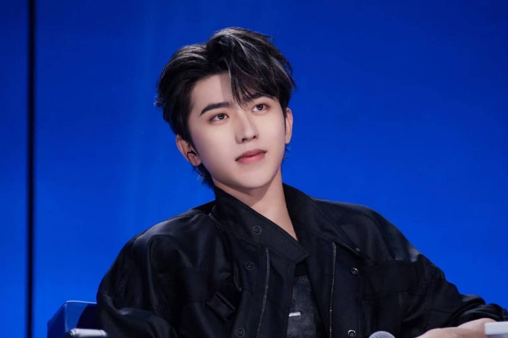 #C女士与蔡徐坤方签谅解书##C女士与蔡徐坤方达成和解# 26日下午，狗仔江小宴