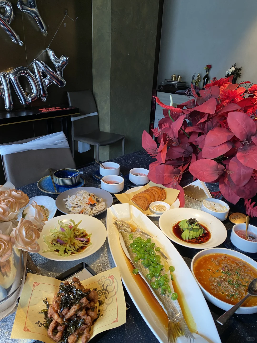 杭州！！生日仪式感餐厅+1💗浪漫s了！！