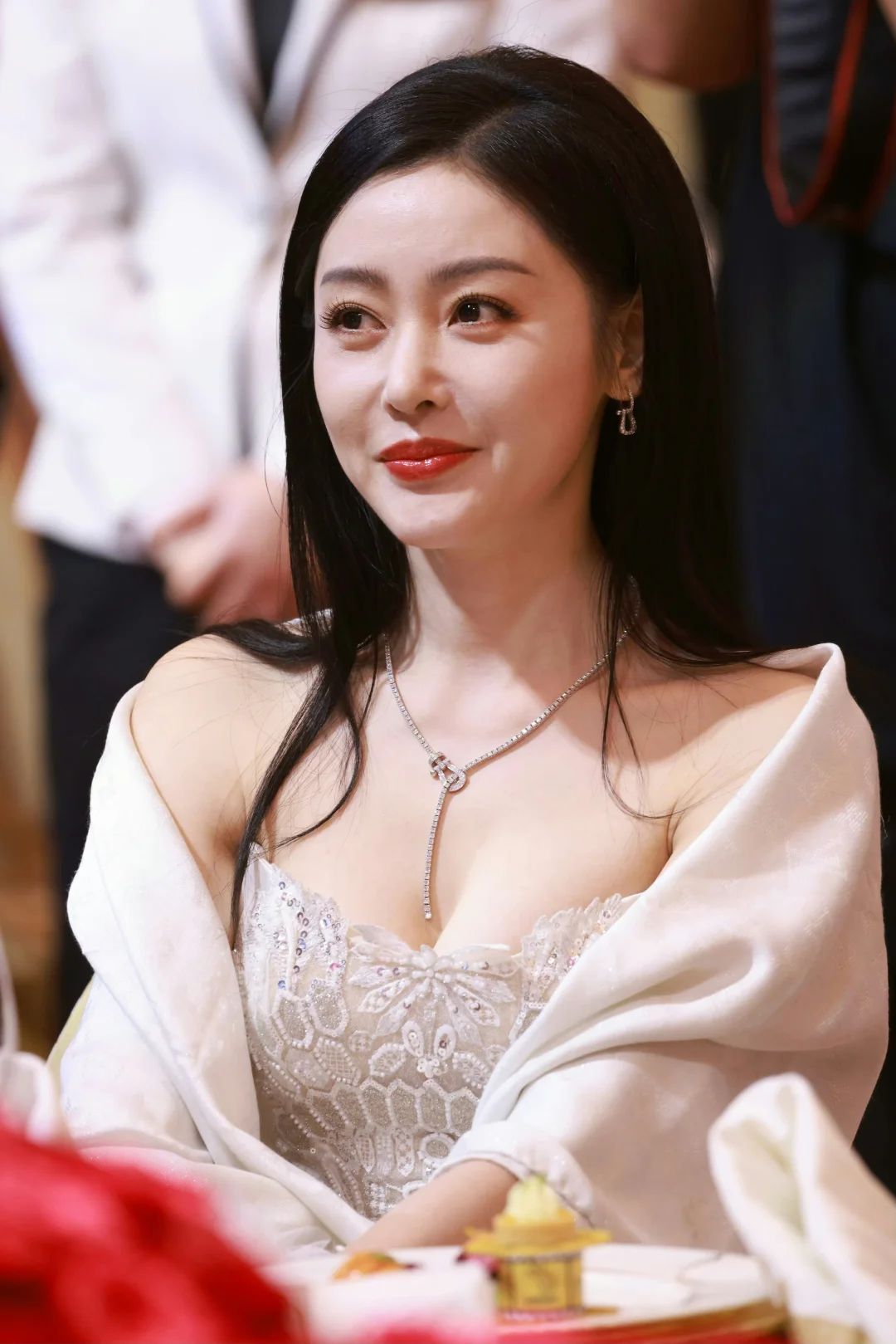 [美女一季度概况＆绝美图片18张-张天爱]