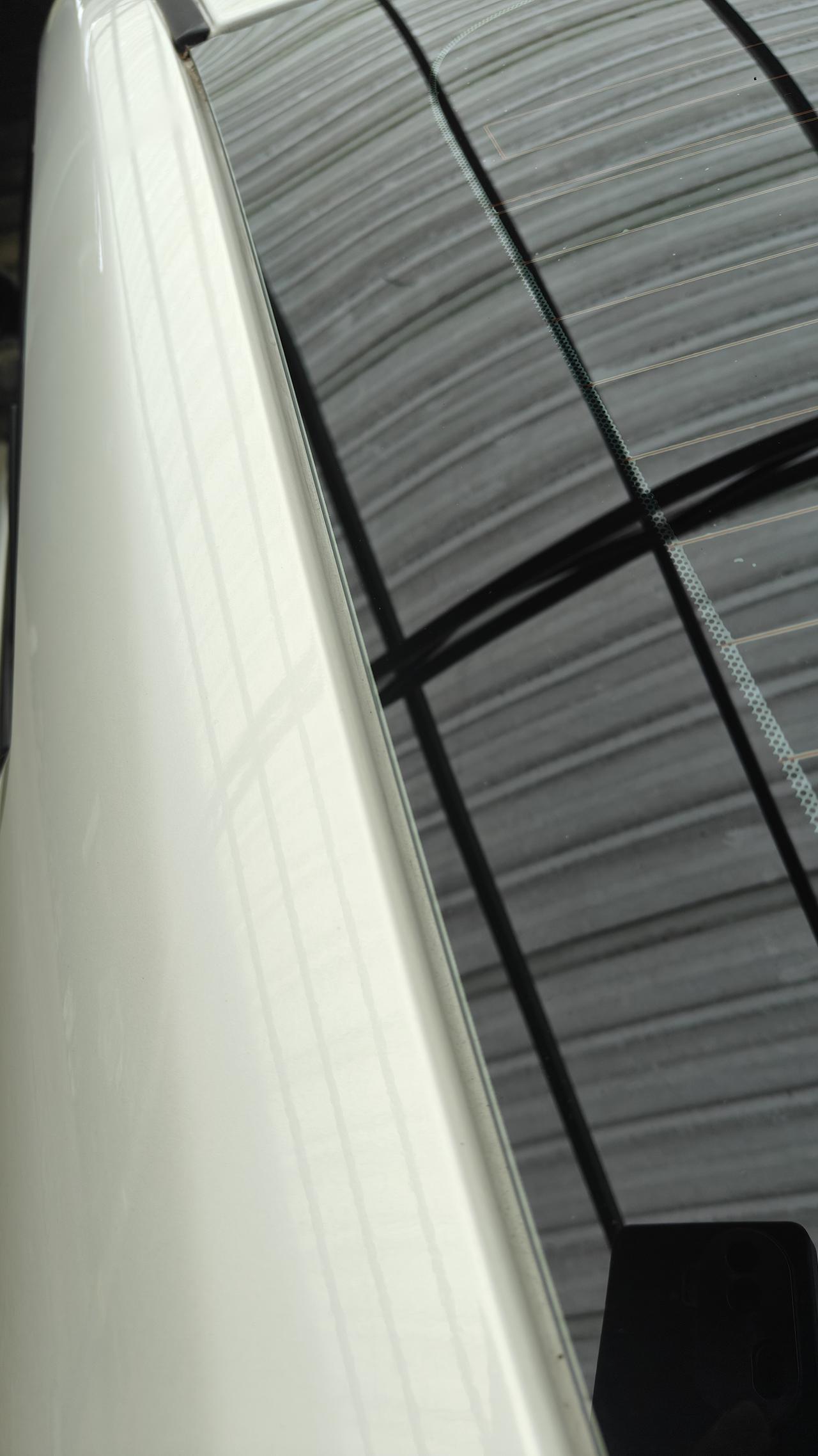 玻璃就贴上面不知道结不结实