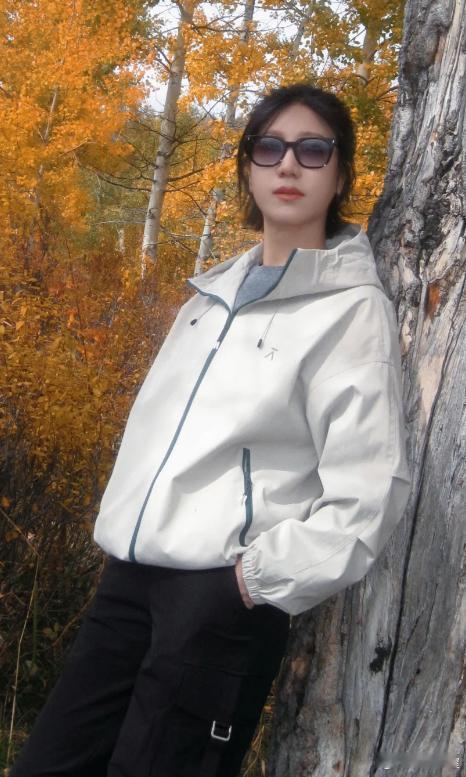 秦海璐终于找到霸总小说同好妥妥的意外之喜！悄悄脑补秦海璐偷着开心的样子，不经意间