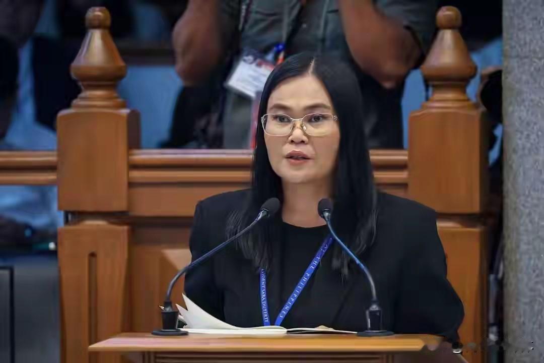 庭审惊天反转！辩方当庭抛出关键证据：莎拉机密资金审批权出自马科斯
 
当地时间7