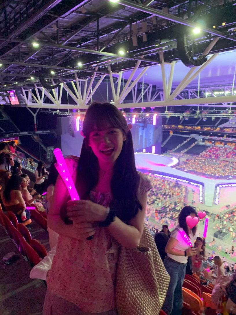 𝙍𝙤𝙢𝙖𝙣𝙘𝙚 𝙘𝙞𝙩𝙮爱让一切复活💗 