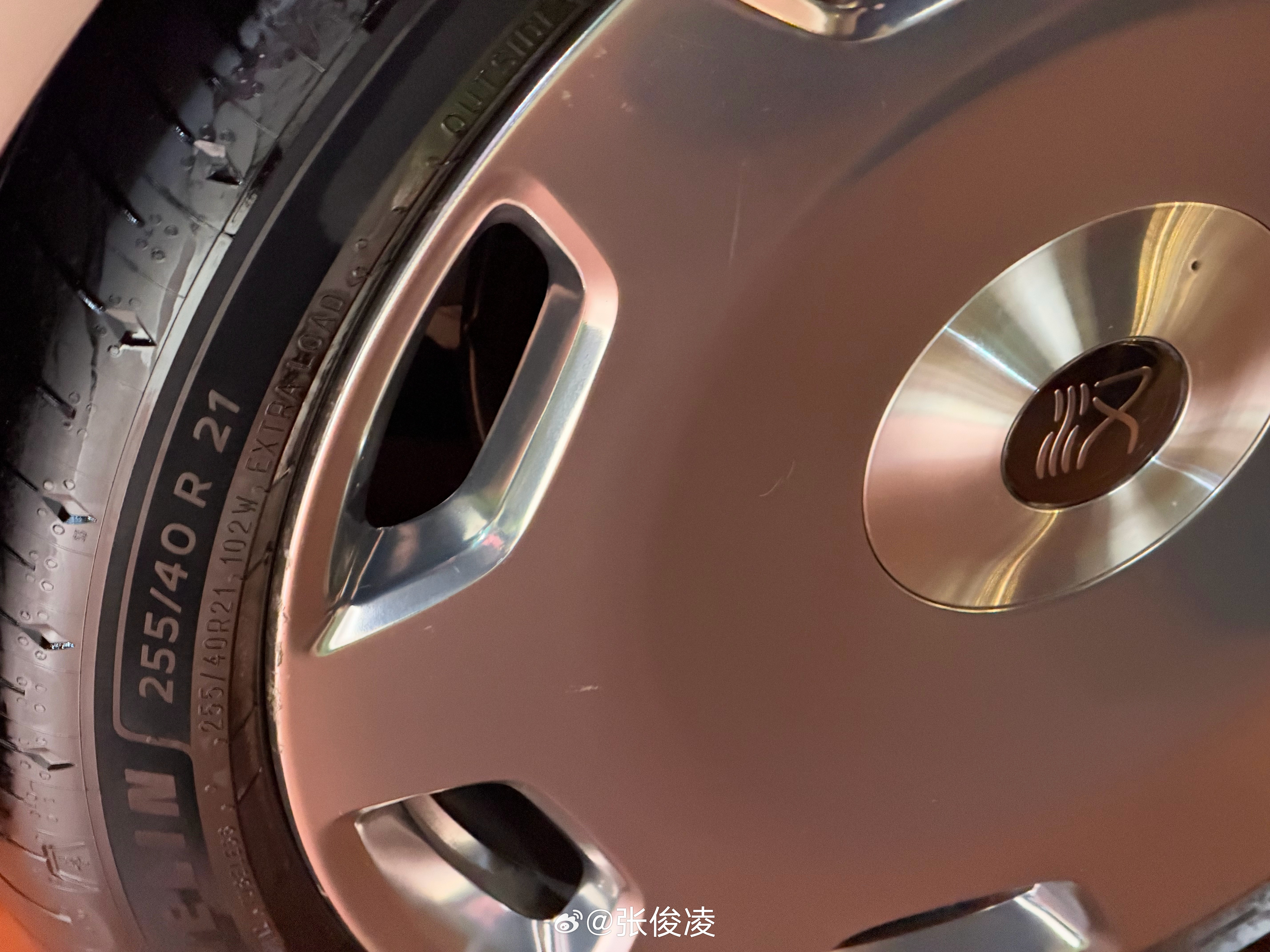 大汉EV价格来了1008KM后驱尊享型 23.59万1008KM后期旗舰型24.
