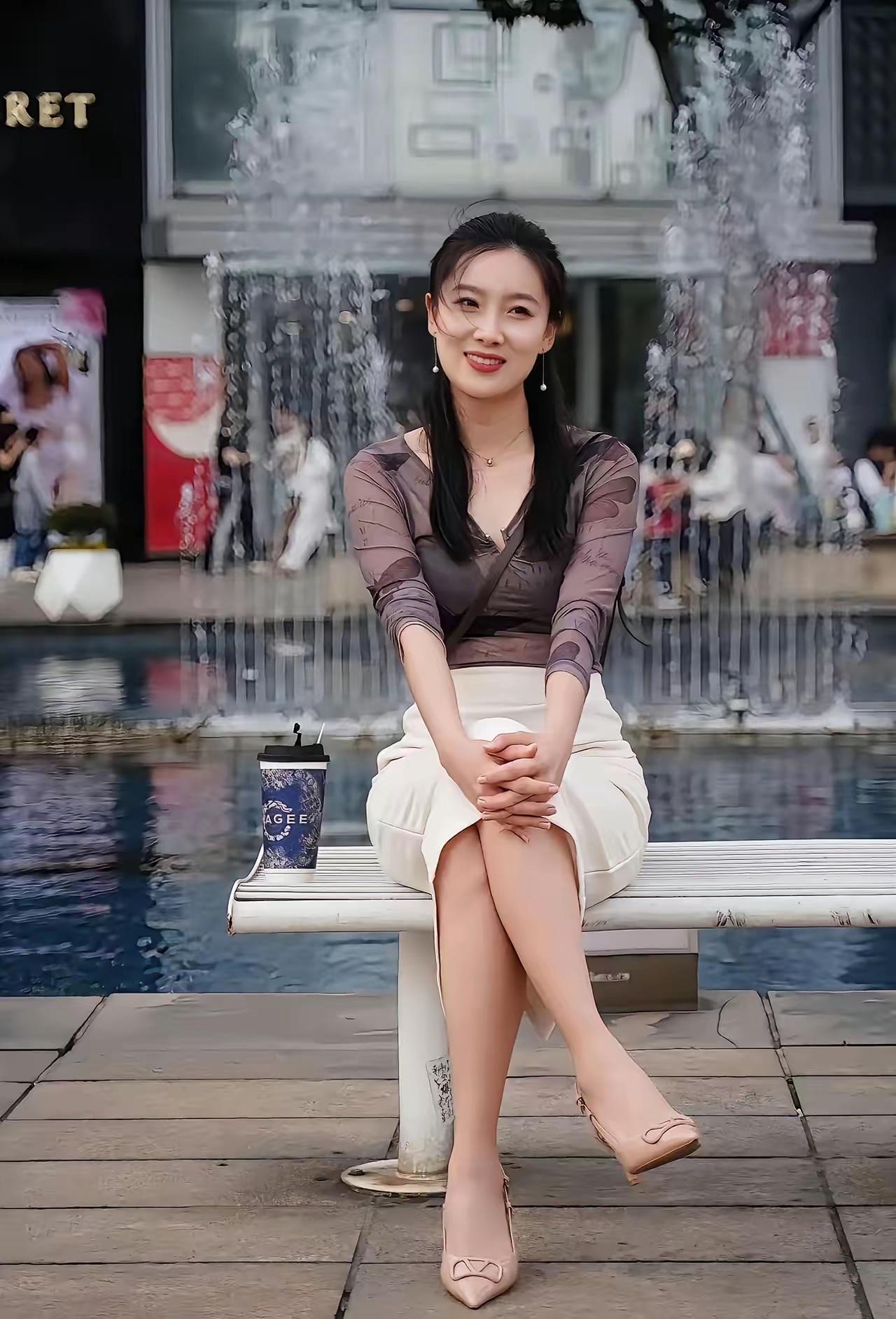 奶奶说的这些老规矩，真是生活智慧的结晶。像坐着不抖腿，老话说“腿抖抖掉财”，抖腿