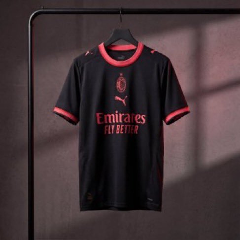 【谍照】 🔴⚫️ 大家会喜欢这样的米兰2026-27赛季第二客场球衣吗？！se